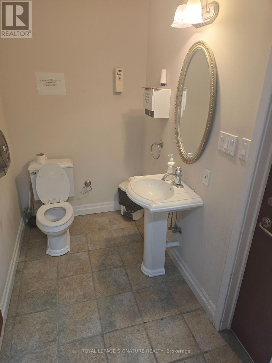 10171 Yonge Street, Richmond Hill, Ontario  L4C 1T5 - Photo 3 - N13161896