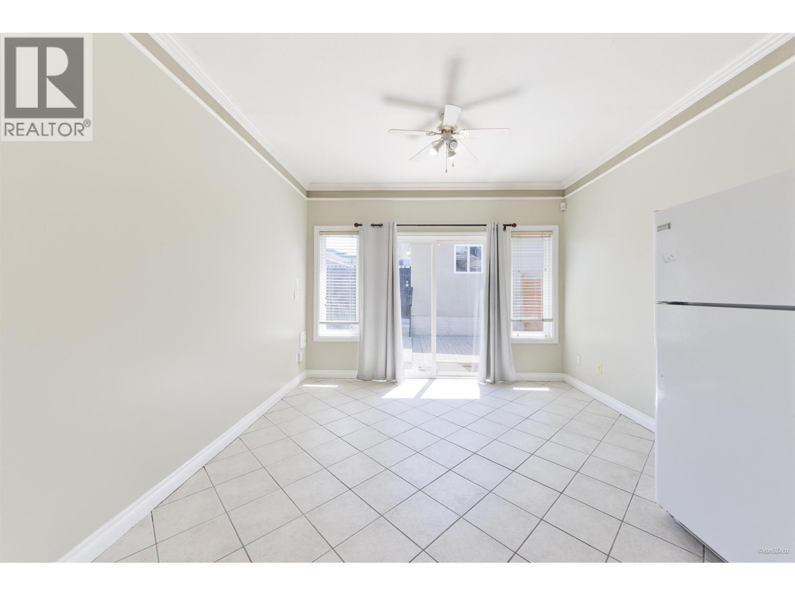 3770 Elmwood Street, Burnaby, British Columbia  V5G 1R7 - Photo 14 - R3126838