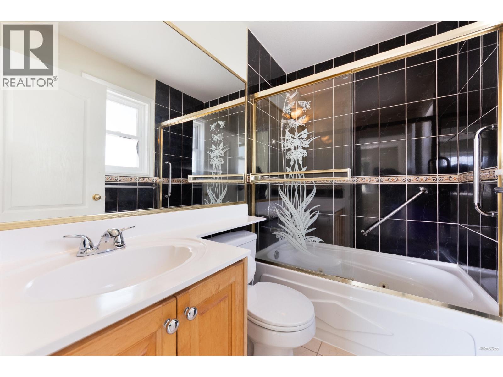 3770 Elmwood Street, Burnaby, British Columbia  V5G 1R7 - Photo 22 - R3126838