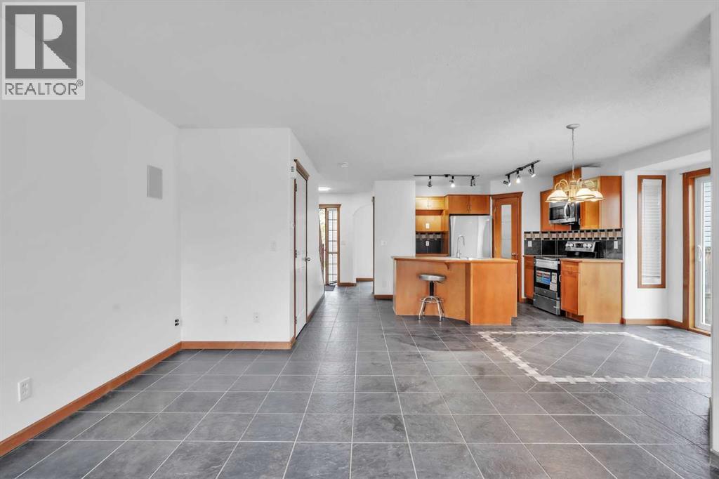 141 Cramond Close SE, Calgary, Alberta  T3M 1C2 - Photo 8 - A2312591