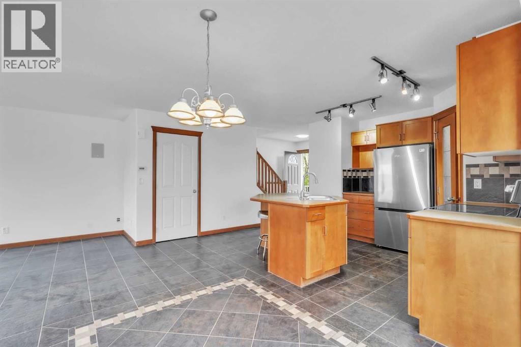 141 Cramond Close SE, Calgary, Alberta  T3M 1C2 - Photo 12 - A2312591