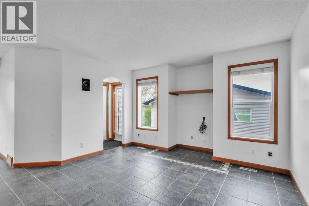 141 Cramond Close SE, Calgary, Alberta  T3M 1C2 - Photo 16 - A2312591