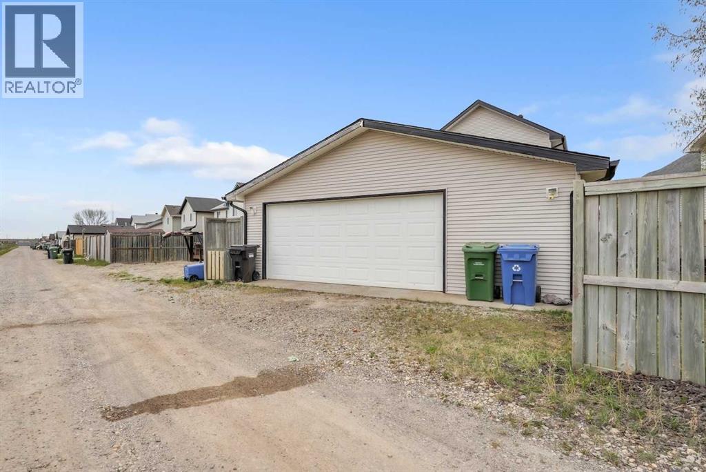 141 Cramond Close SE, Calgary, Alberta  T3M 1C2 - Photo 46 - A2312591