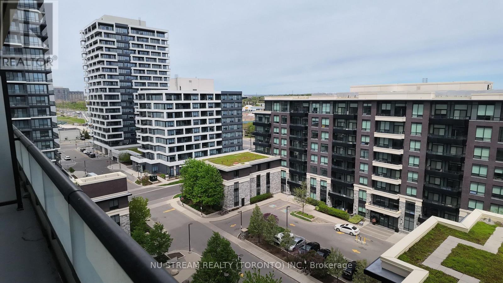 1001 - 15 Water Walk Drive, Markham, Ontario  L6G 0G2 - Photo 3 - N13164264