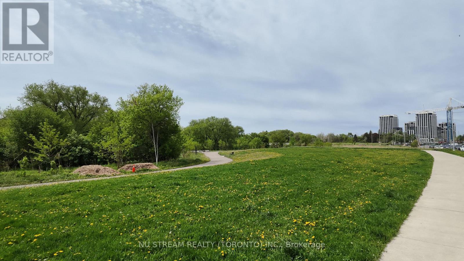 1001 - 15 Water Walk Drive, Markham, Ontario  L6G 0G2 - Photo 5 - N13164264