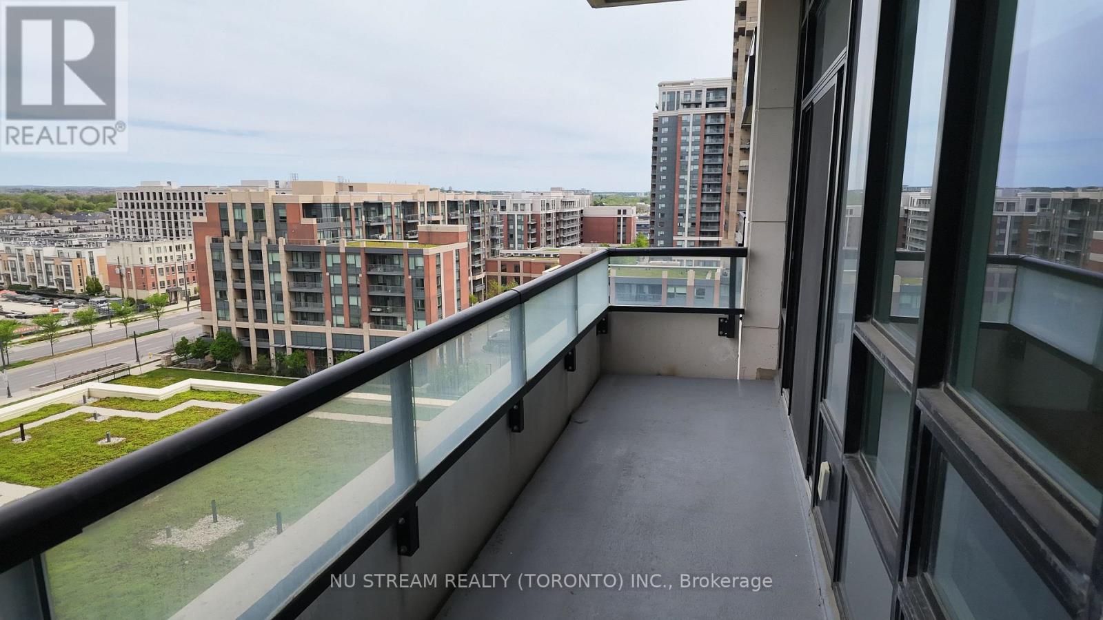 1001 - 15 Water Walk Drive, Markham, Ontario  L6G 0G2 - Photo 15 - N13164264