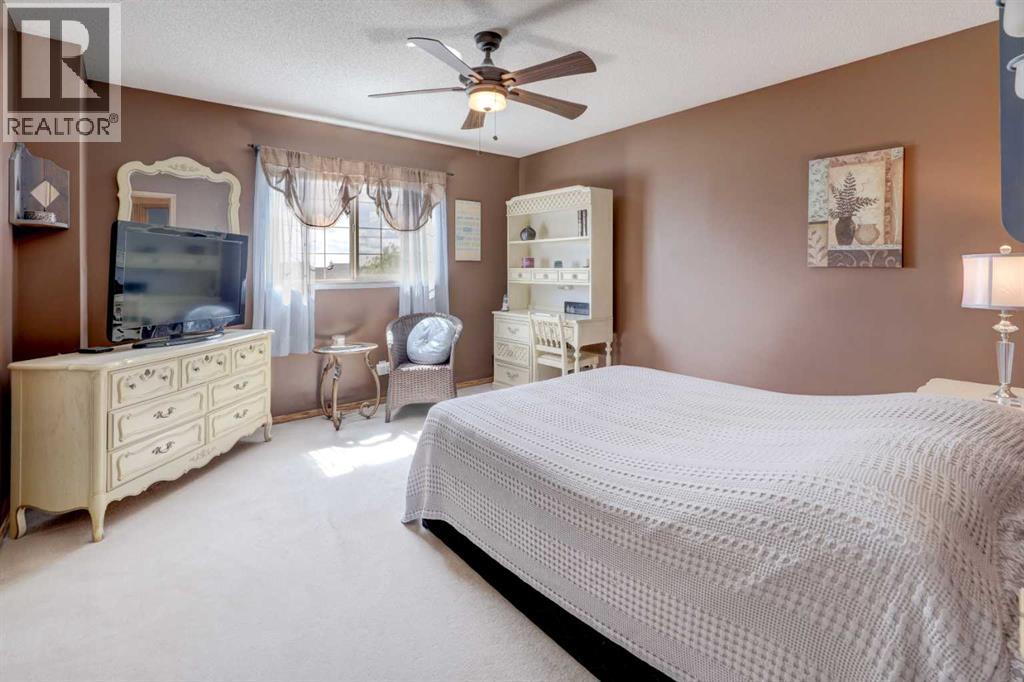 47 Martinvalley Way NE, Calgary, Alberta  T3J 4A1 - Photo 14 - A2313716
