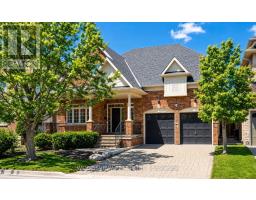19 WESLOCK CRESCENT, Aurora, Ontario