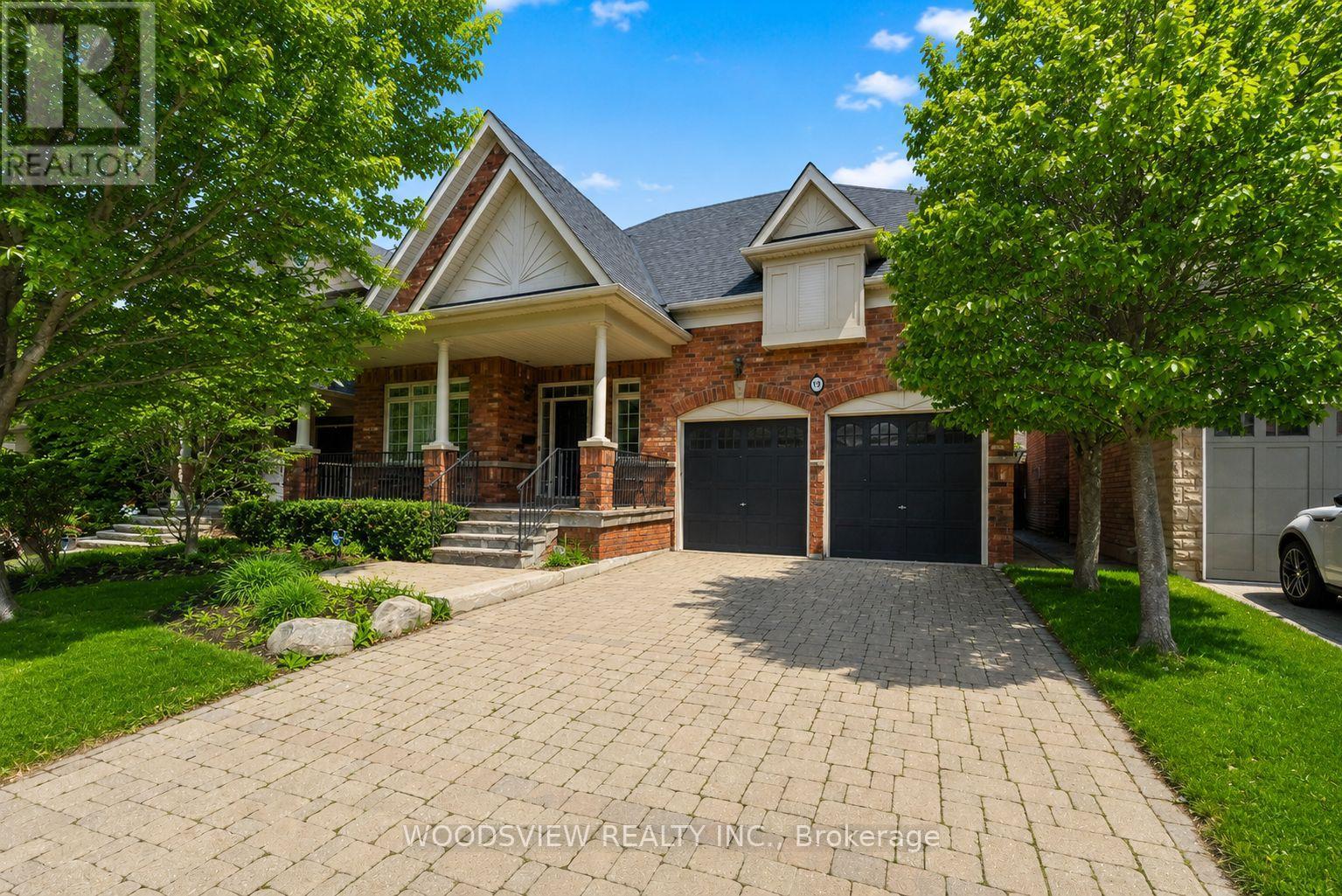 19 Weslock Crescent, Aurora, Ontario  L4G 7Y9 - Photo 3 - N13161572