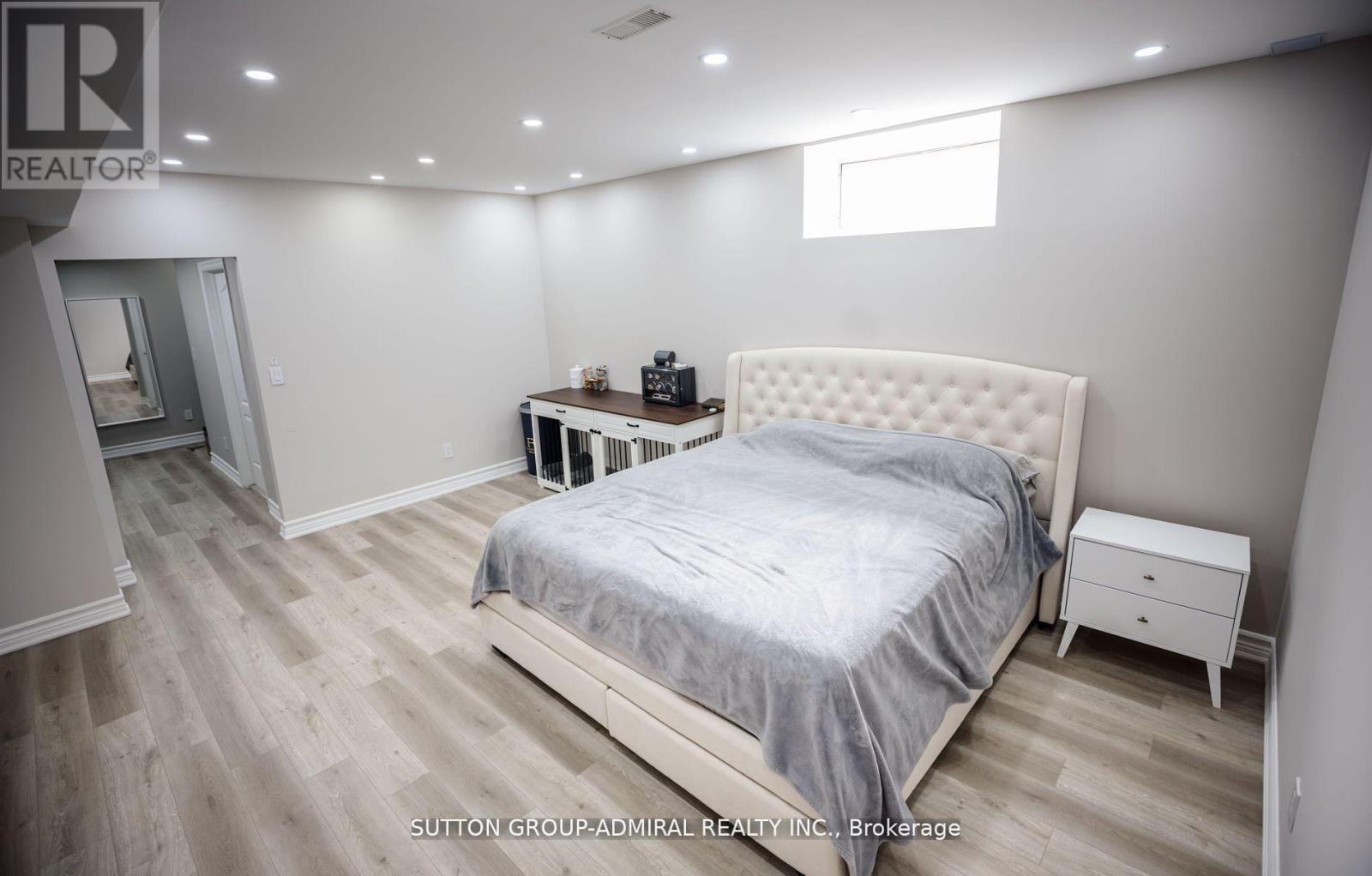 62 Bond Crescent, Richmond Hill, Ontario  L4E 3K5 - Photo 34 - N13161432