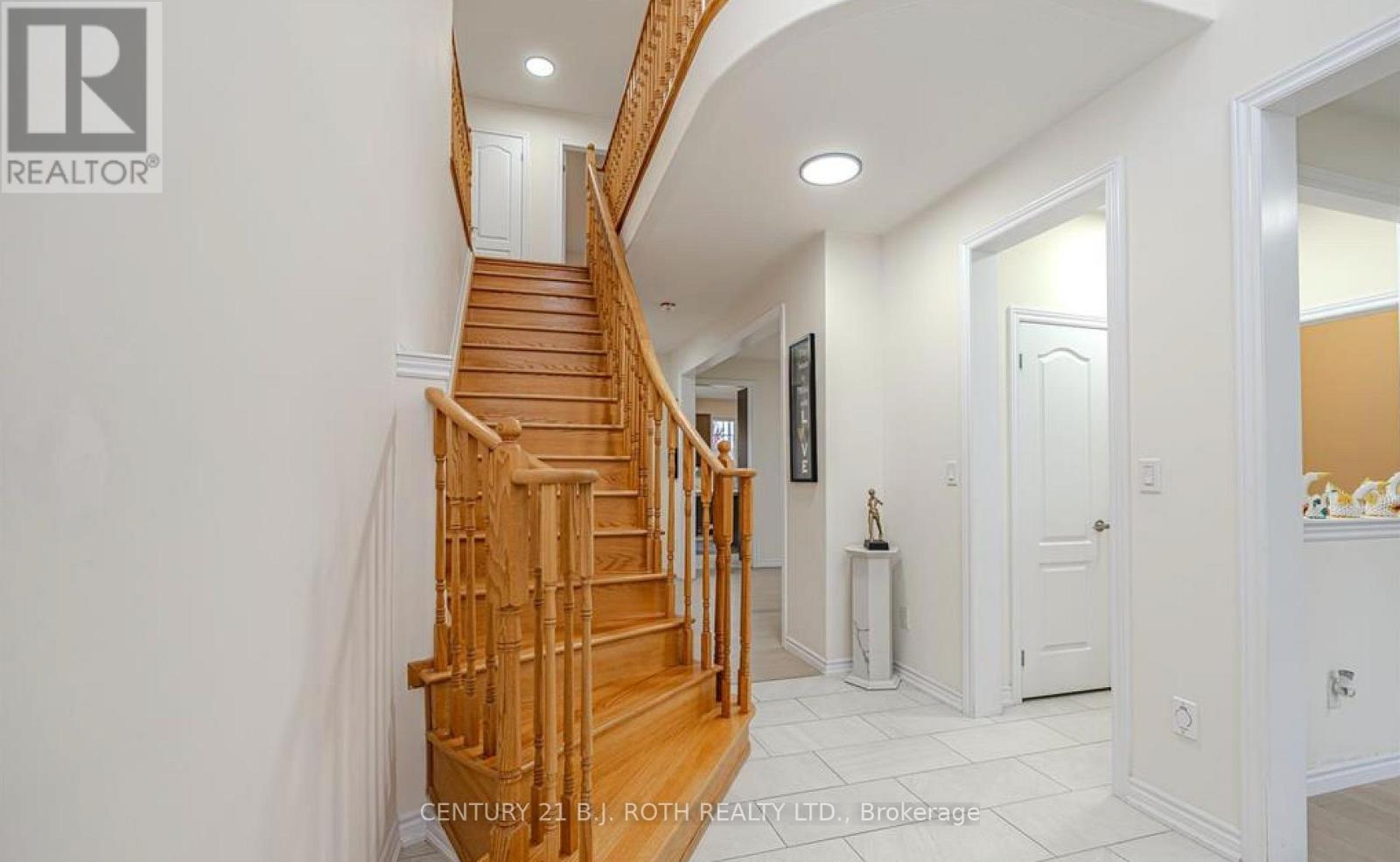 3027 Monarch Drive, Orillia, Ontario  L3V 8K3 - Photo 7 - S12923074