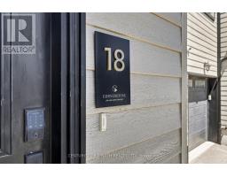 18 STONEHART LANE, Barrie, Ontario