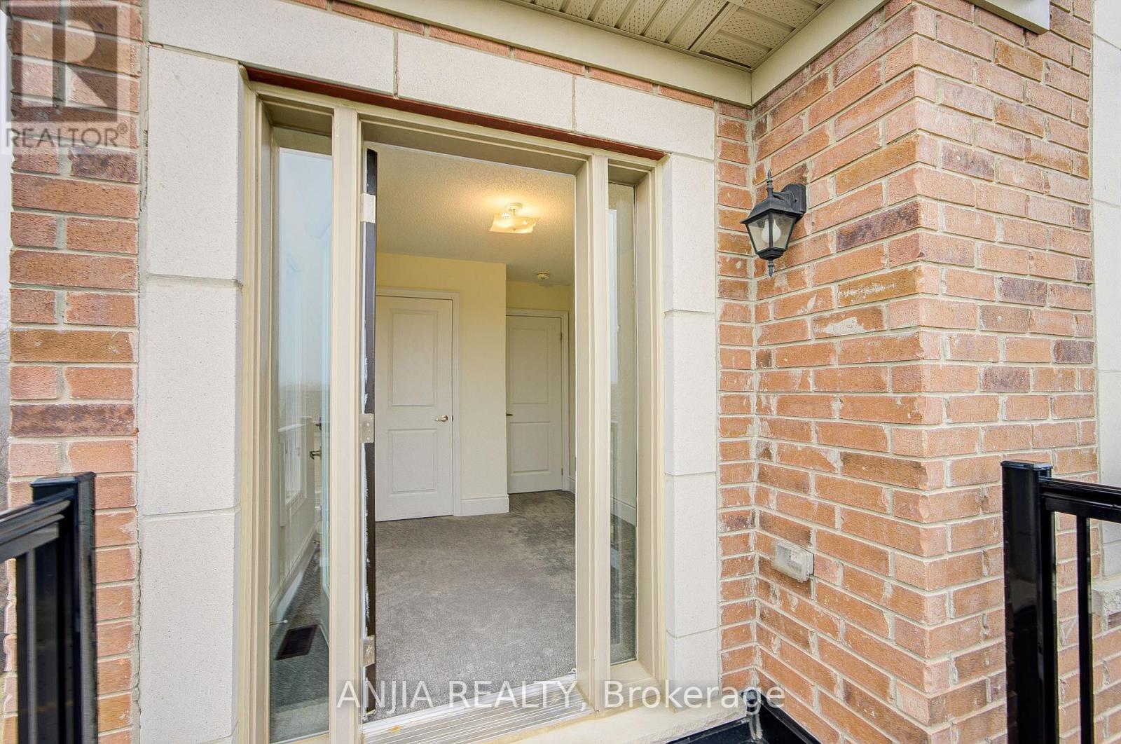329 Swan Park Road, Markham, Ontario  L6E 0H5 - Photo 33 - N13161780