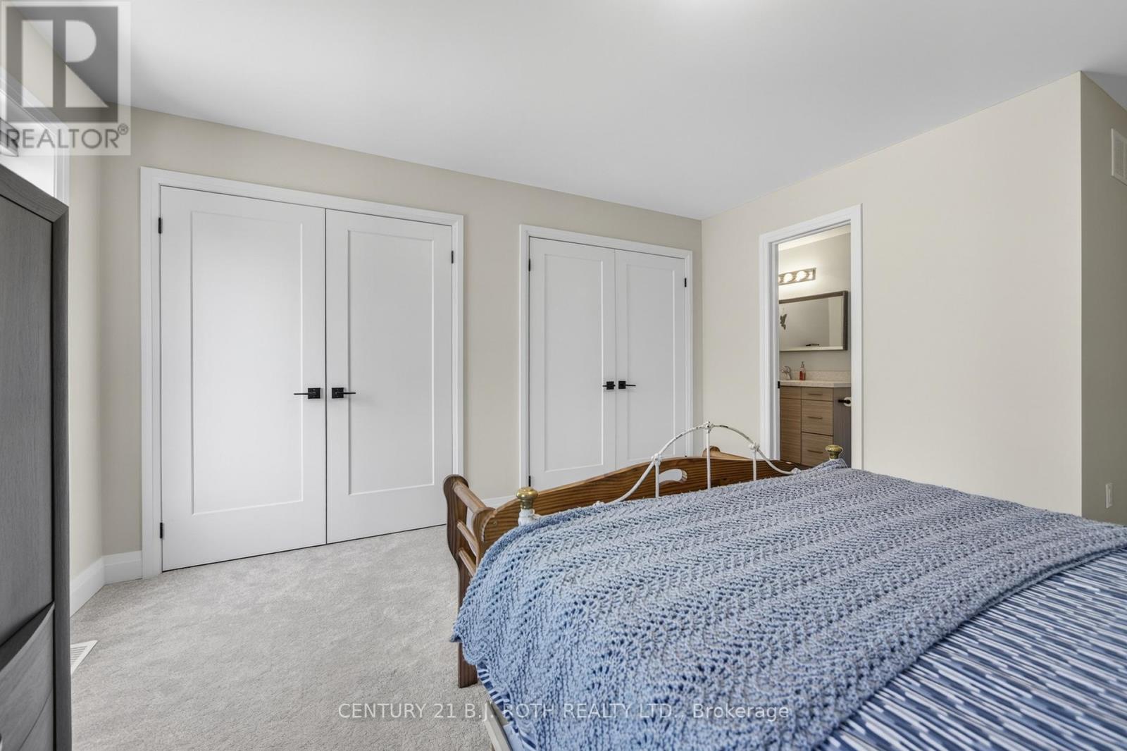 18 Stonehart Lane, Barrie, Ontario  L4M 7E8 - Photo 26 - S13161240