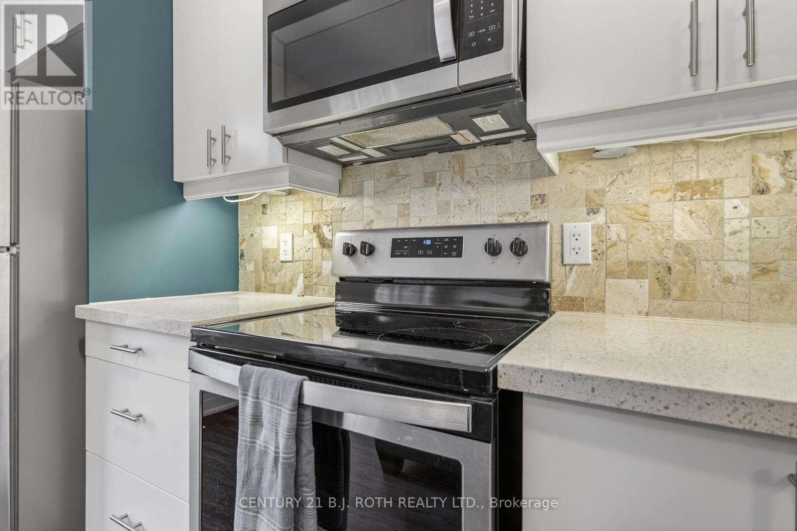 18 Stonehart Lane, Barrie, Ontario  L4M 7E8 - Photo 14 - S13161240