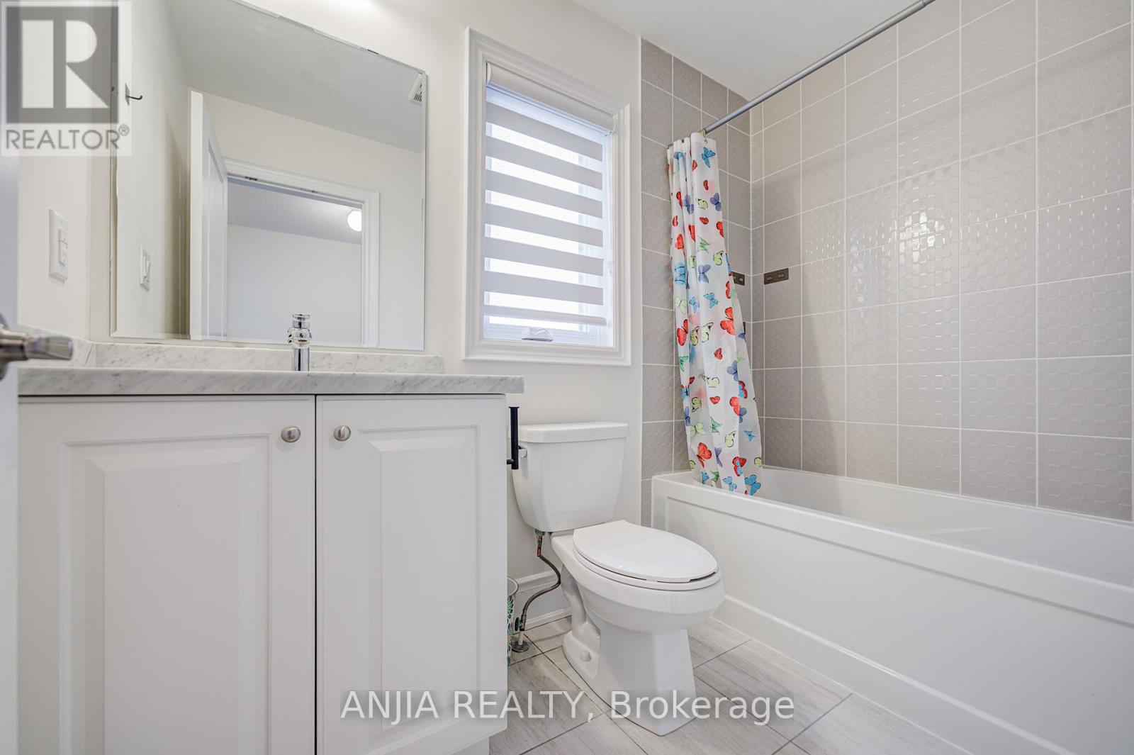 329 Swan Park Road, Markham, Ontario  L6E 0H5 - Photo 34 - N13161780
