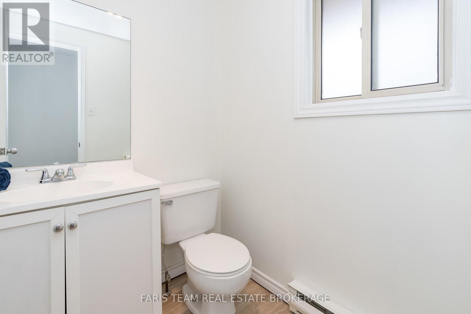 6 Pheasant Trail, Barrie, Ontario  L4N 6W4 - Photo 13 - S13161930
