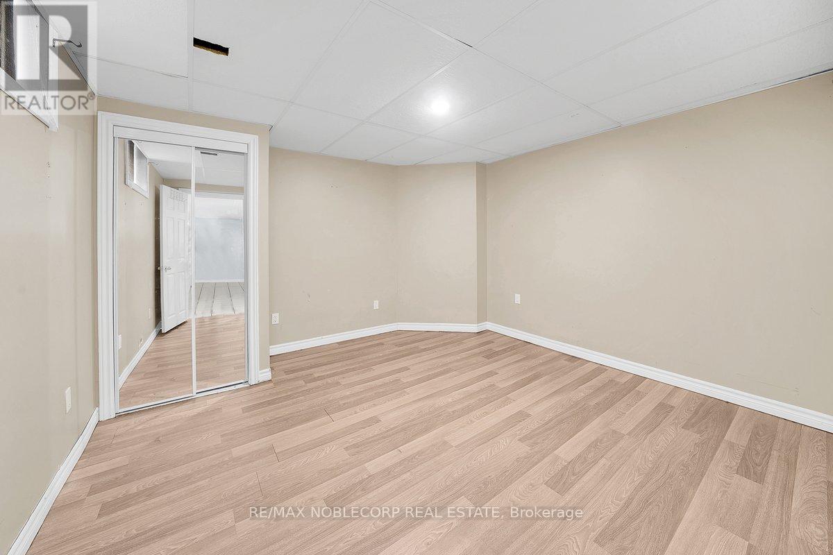 66 Stoneybrook Crescent, Barrie, Ontario  L4N 0A6 - Photo 36 - S13161964