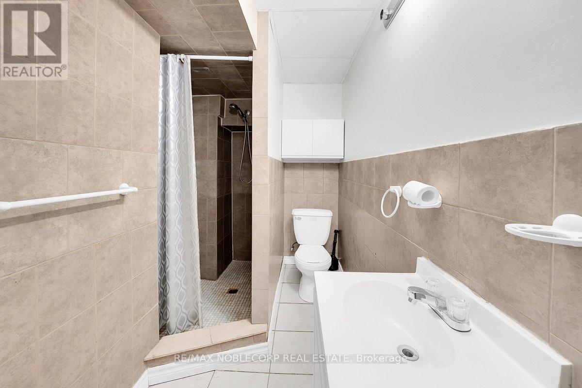 66 Stoneybrook Crescent, Barrie, Ontario  L4N 0A6 - Photo 37 - S13161964