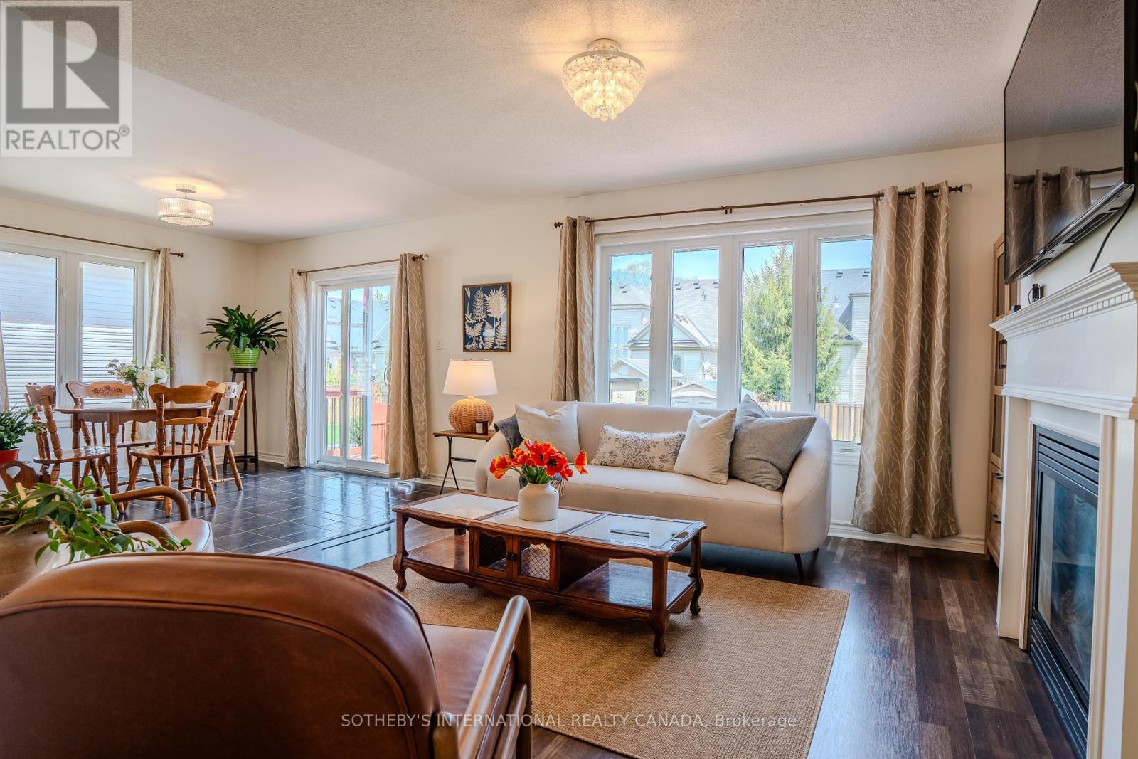 19 Grand Poplar Lane, Wasaga Beach, Ontario  L9Z 0C7 - Photo 7 - S13152724