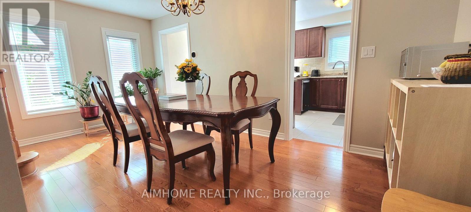 42 Piane Avenue, Brampton, Ontario  L6Y 4X9 - Photo 7 - W13161424