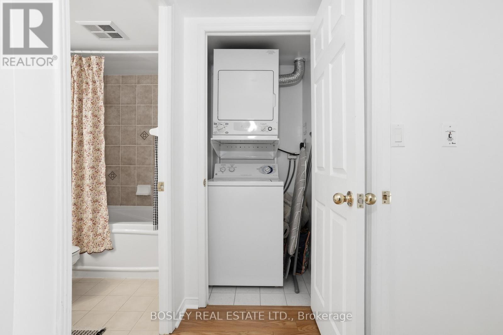 Lph06 - 7 Michael Power Place, Toronto, Ontario  M9A 0A4 - Photo 14 - W13155996
