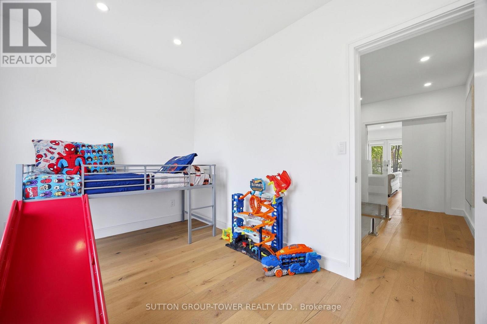 33 Wickford Drive, Toronto, Ontario  M6L 1K9 - Photo 30 - W13161450