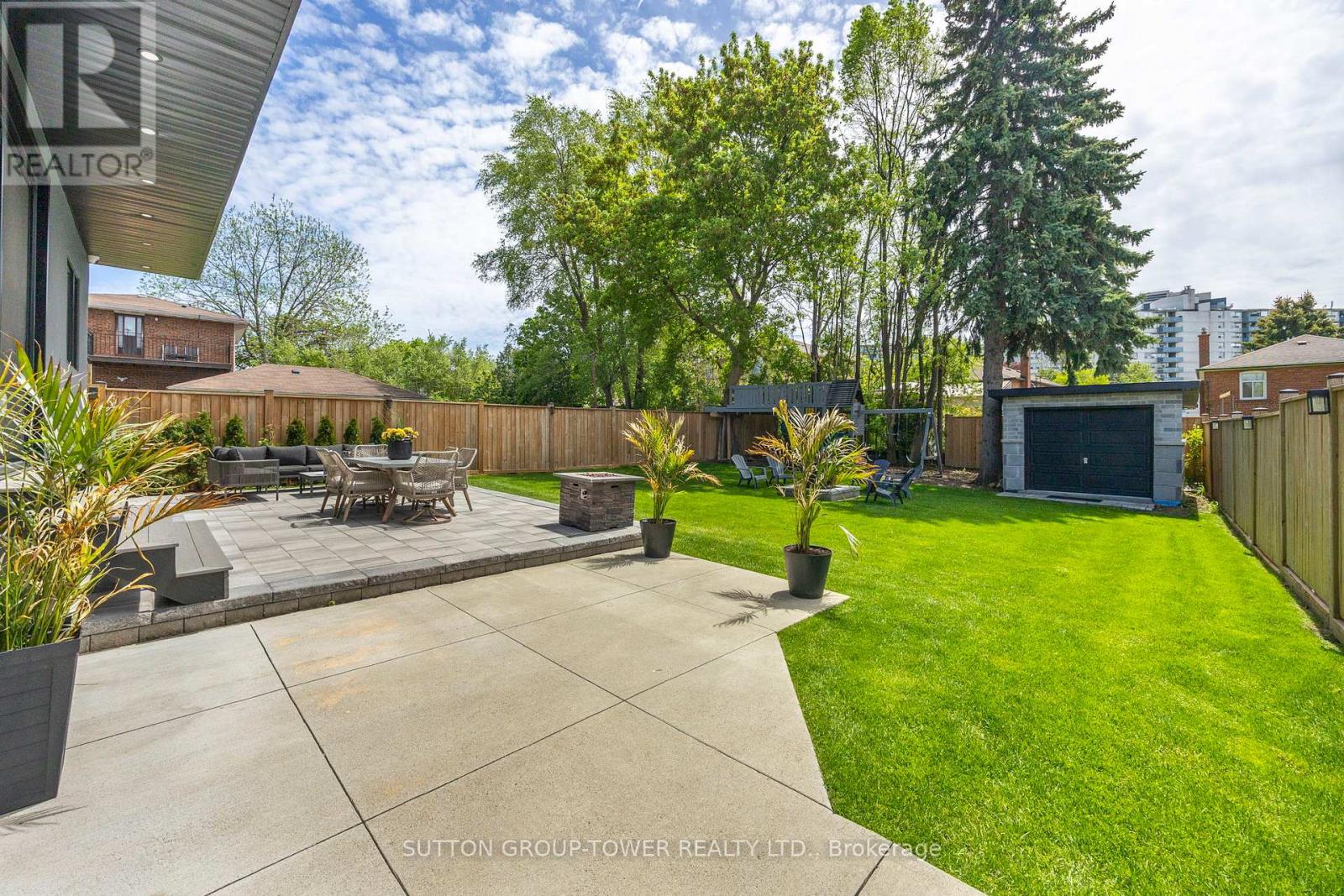 33 Wickford Drive, Toronto, Ontario  M6L 1K9 - Photo 38 - W13161450