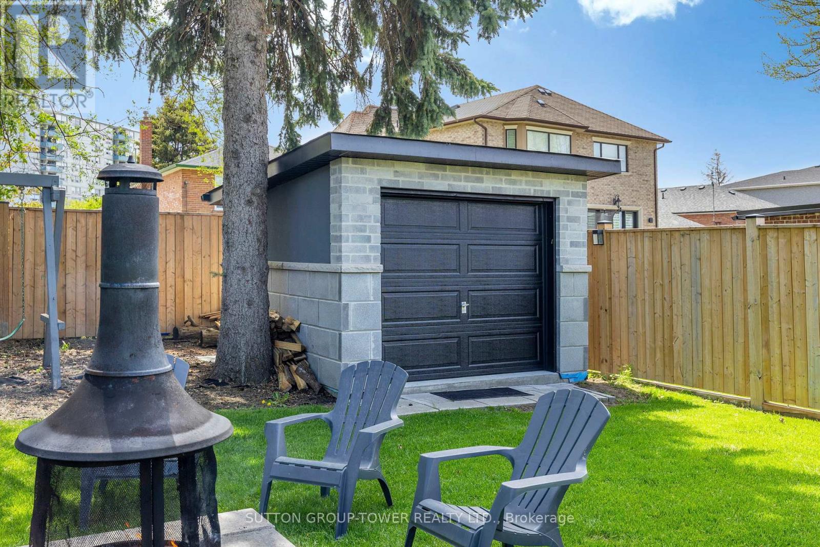 33 Wickford Drive, Toronto, Ontario  M6L 1K9 - Photo 41 - W13161450