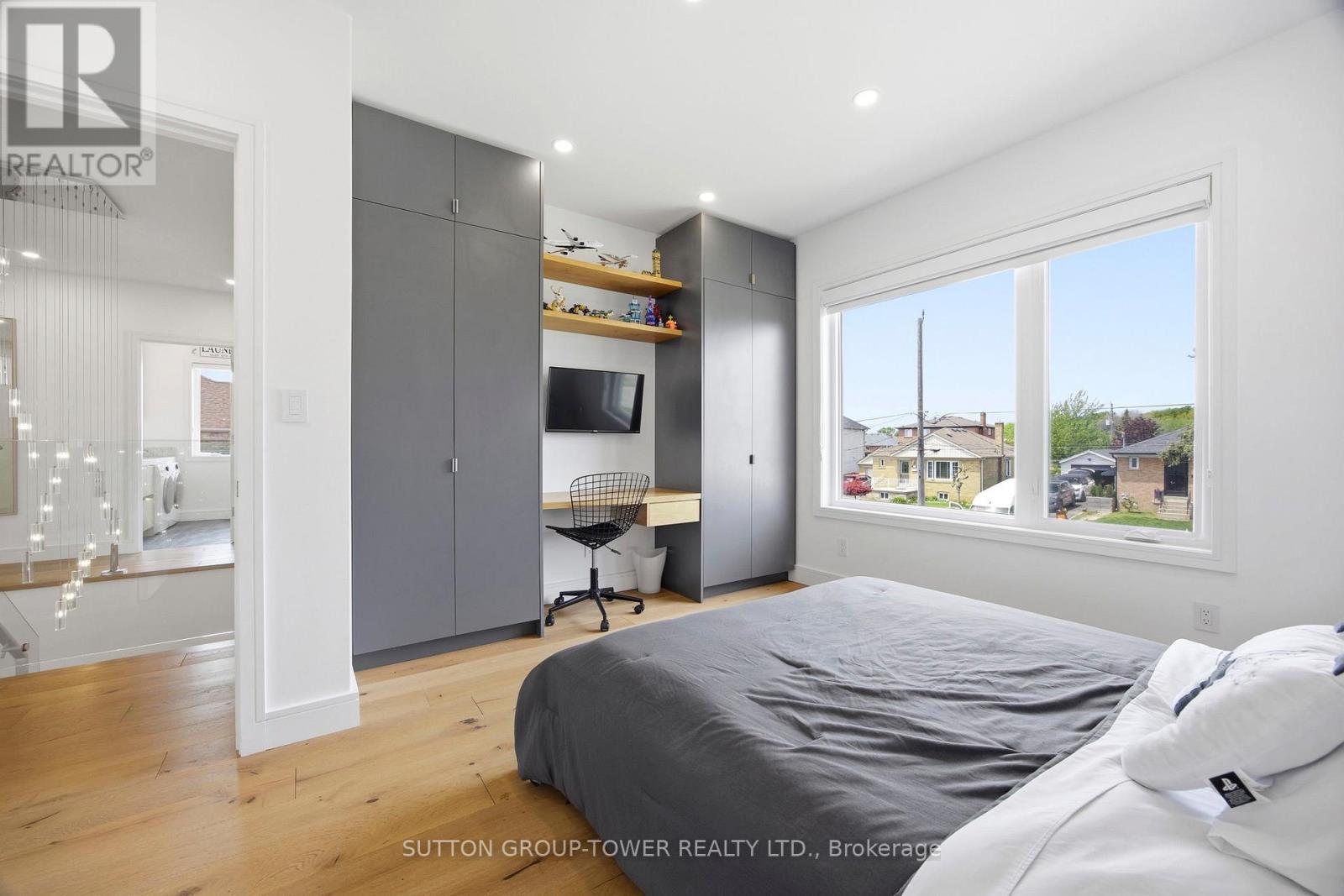 33 Wickford Drive, Toronto, Ontario  M6L 1K9 - Photo 27 - W13161450