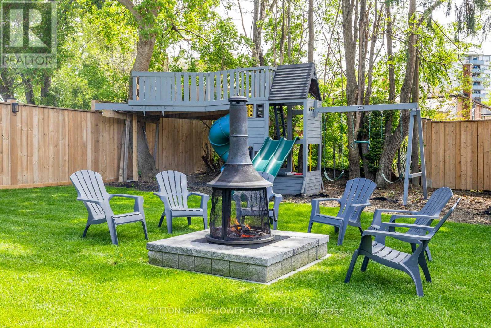 33 Wickford Drive, Toronto, Ontario  M6L 1K9 - Photo 40 - W13161450
