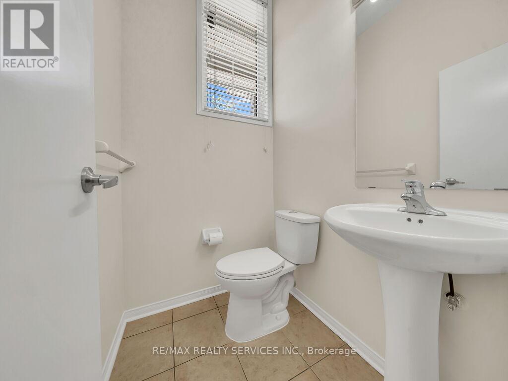 15 Lockburn Crescent, Brampton, Ontario  L7A 3W7 - Photo 15 - W13161192
