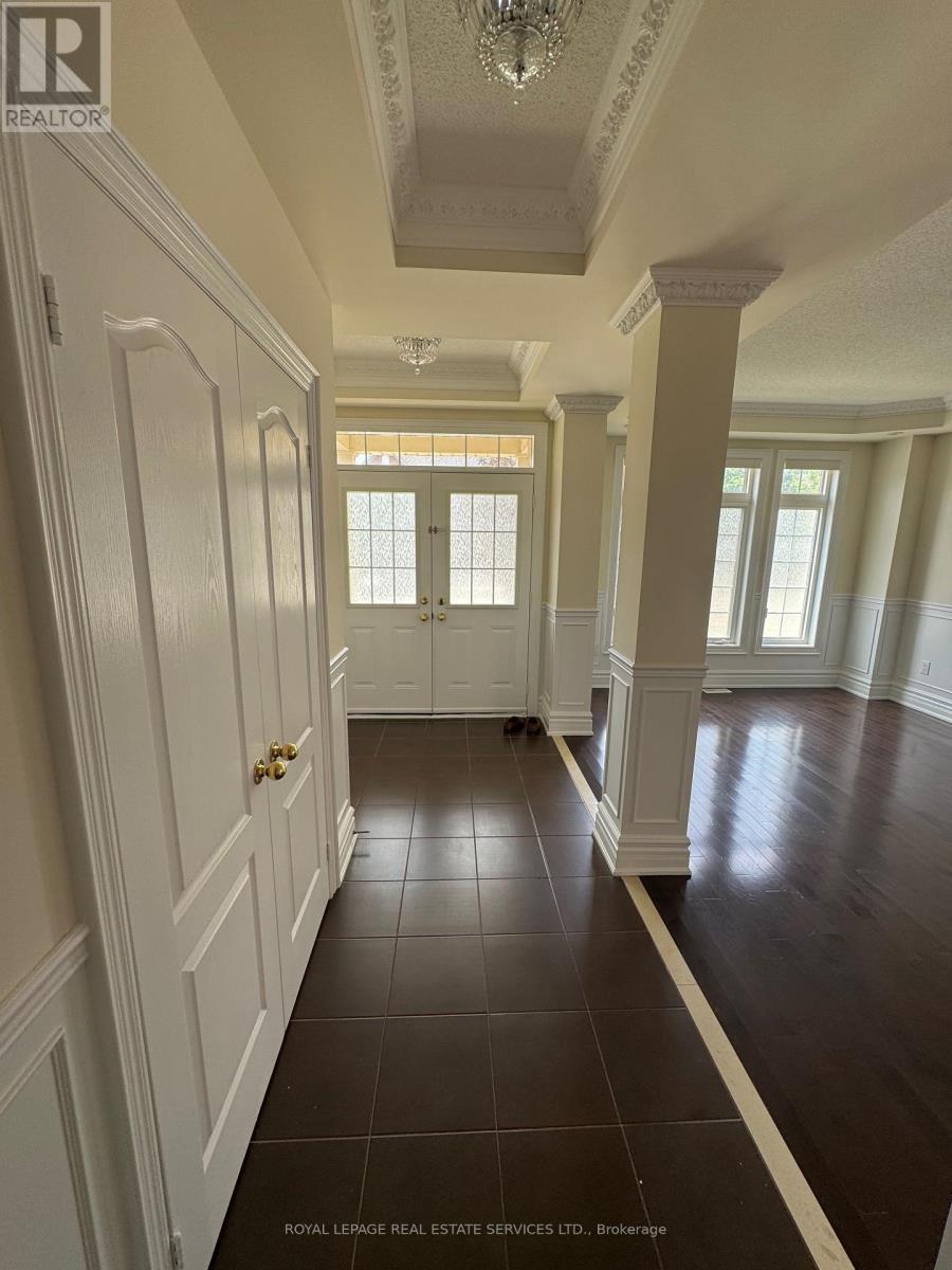 261 Nautical Boulevard, Oakville, Ontario  L6L 0B9 - Photo 7 - W13161210