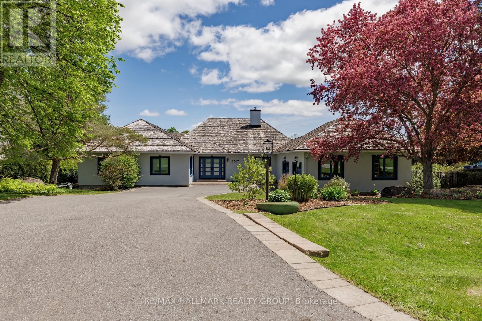 5567 South Island Park Drive, Ottawa, Ontario  K4M 1J2 - Photo 2 - X12984166