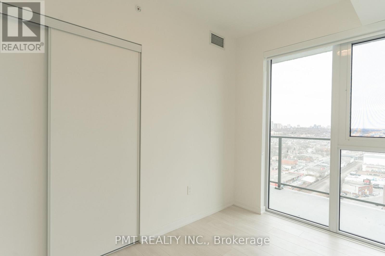 2110 - 1285 Dupont Street, Toronto, Ontario  M6H 0E3 - Photo 17 - W13161218