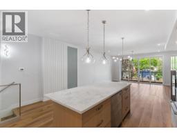 4565 Gordon Drive, Kelowna, British Columbia  V1W 1T3 - Photo 5 - 10388289