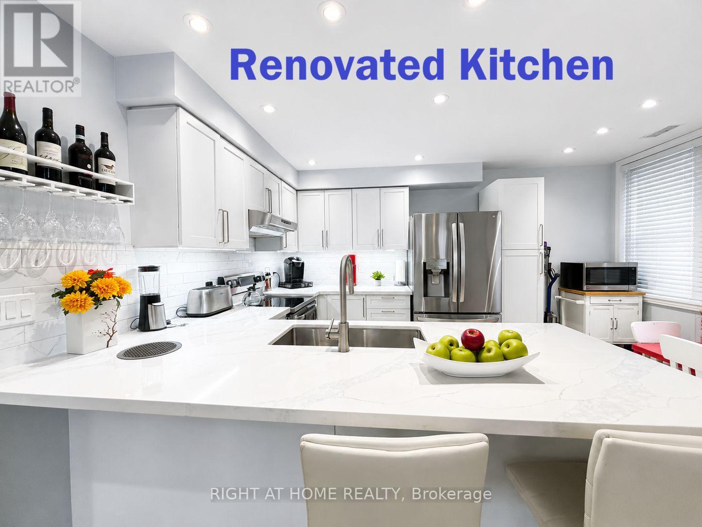 221 - 760 Lawrence Avenue W, Toronto, Ontario  M6A 3E7 - Photo 3 - W13160330