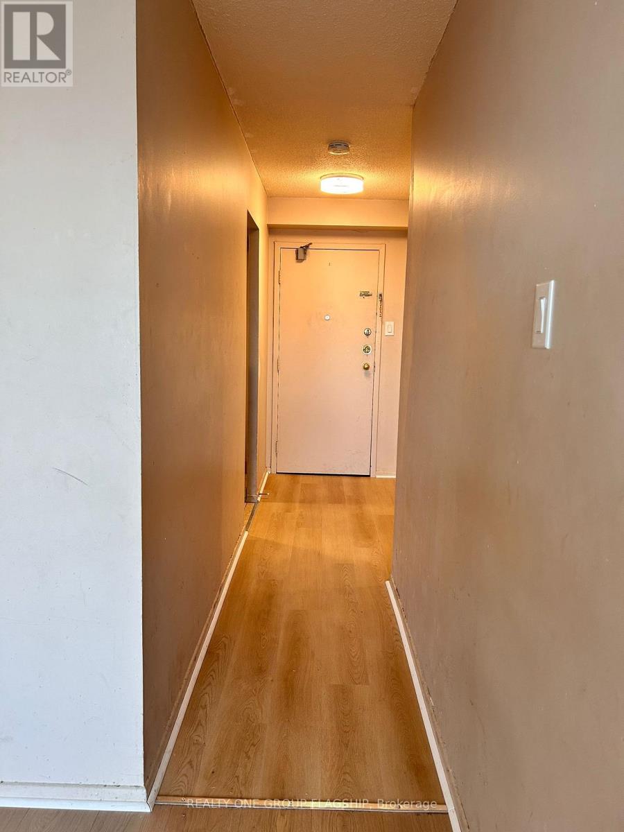 904 - 10 Tobermory Drive, Toronto, Ontario  M3N 2Y5 - Photo 5 - W13161502