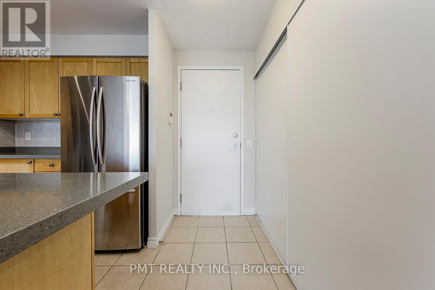 2012 - 55 Strathaven Drive, Mississauga, Ontario  L5R 4G9 - Photo 2 - W13161318