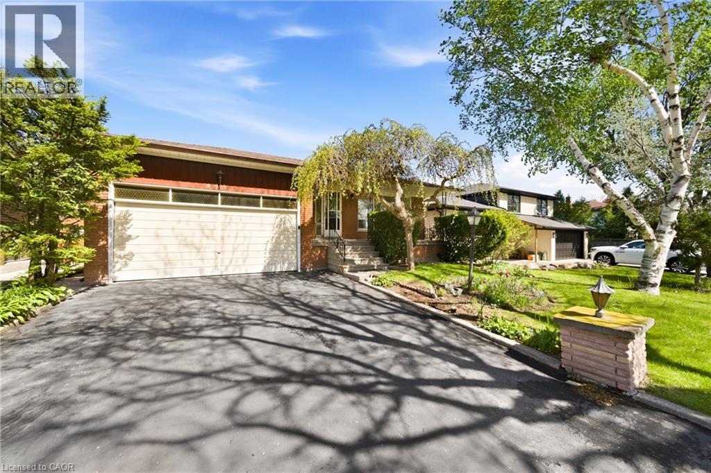 893 Hollowtree Crescent, Mississauga, Ontario  L4Y 2V3 - Photo 6 - 40832853
