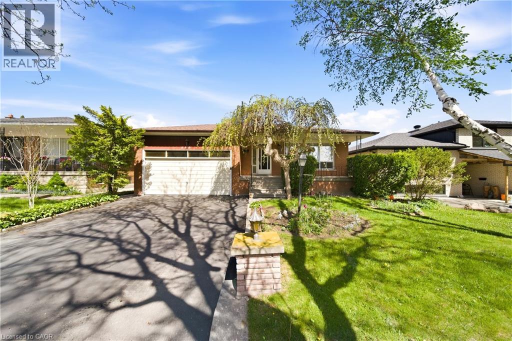 893 Hollowtree Crescent, Mississauga, Ontario  L4Y 2V3 - Photo 7 - 40832853