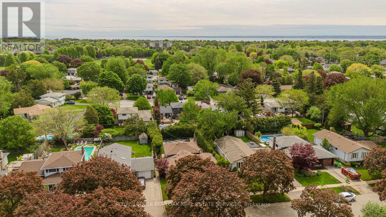 643 Artreva Crescent, Burlington, Ontario  L7L 2B8 - Photo 2 - W13161380