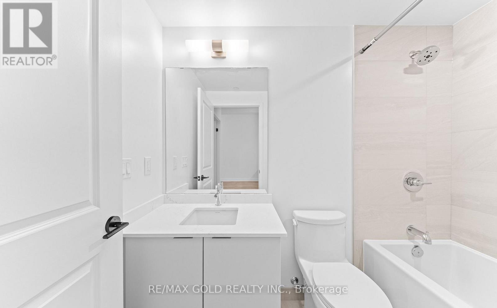 214 - 2075 Lakeshore Road, Burlington, Ontario  L7R 1E2 - Photo 32 - W13161838