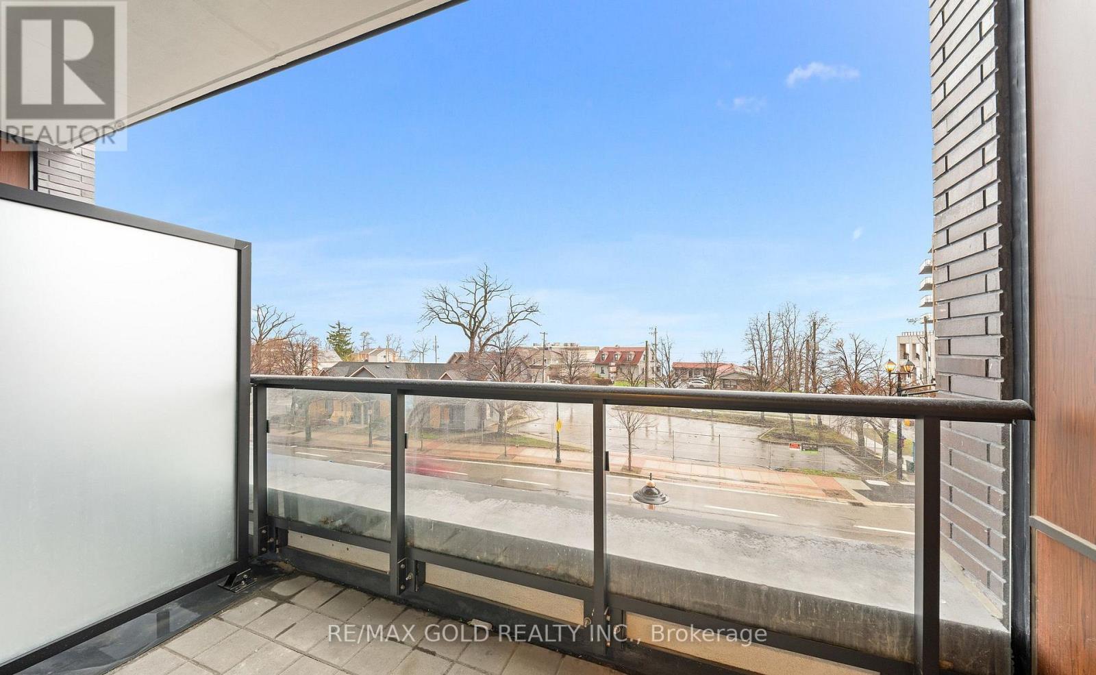 214 - 2075 Lakeshore Road, Burlington, Ontario  L7R 1E2 - Photo 37 - W13161838