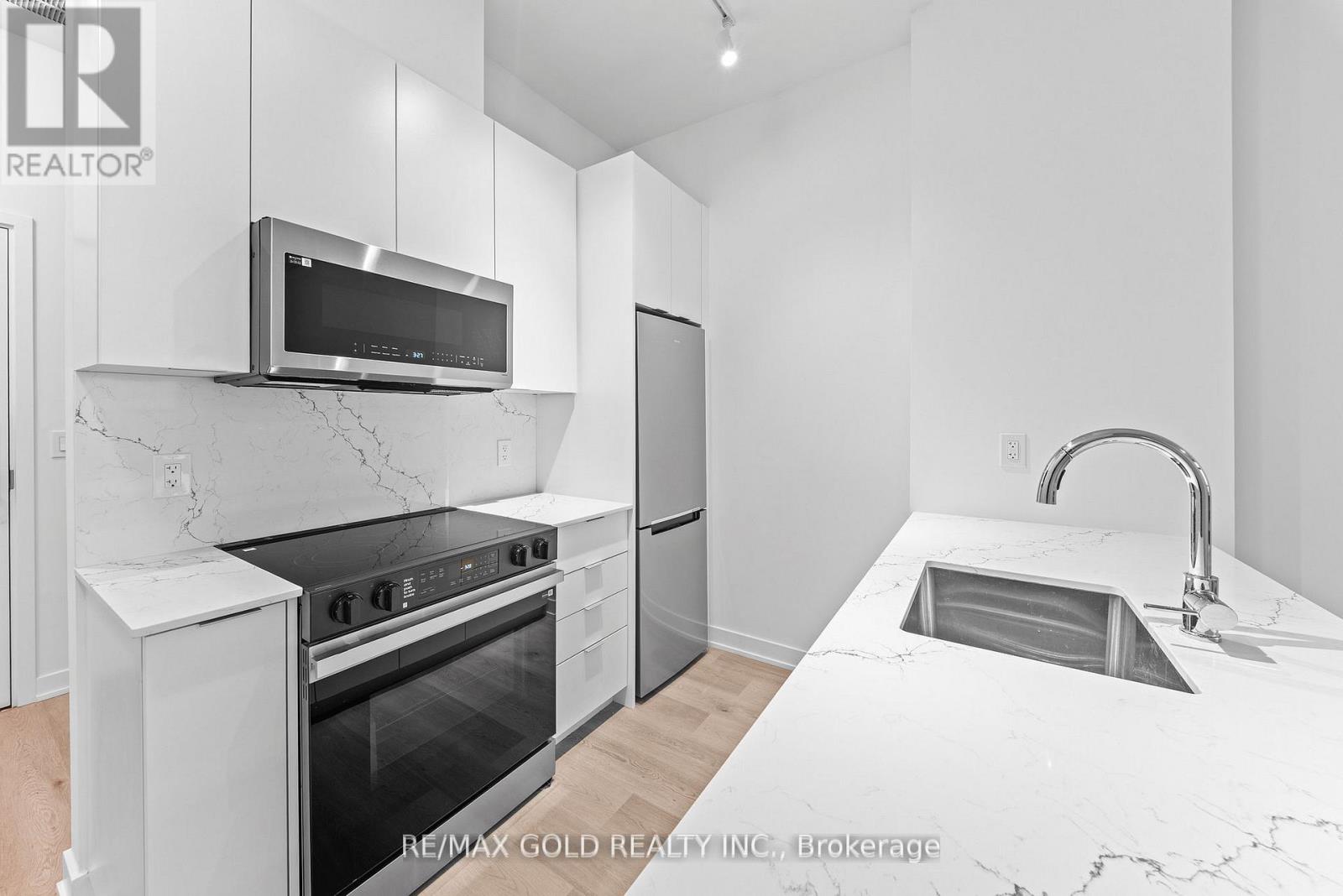 214 - 2075 Lakeshore Road, Burlington, Ontario  L7R 1E2 - Photo 24 - W13161838