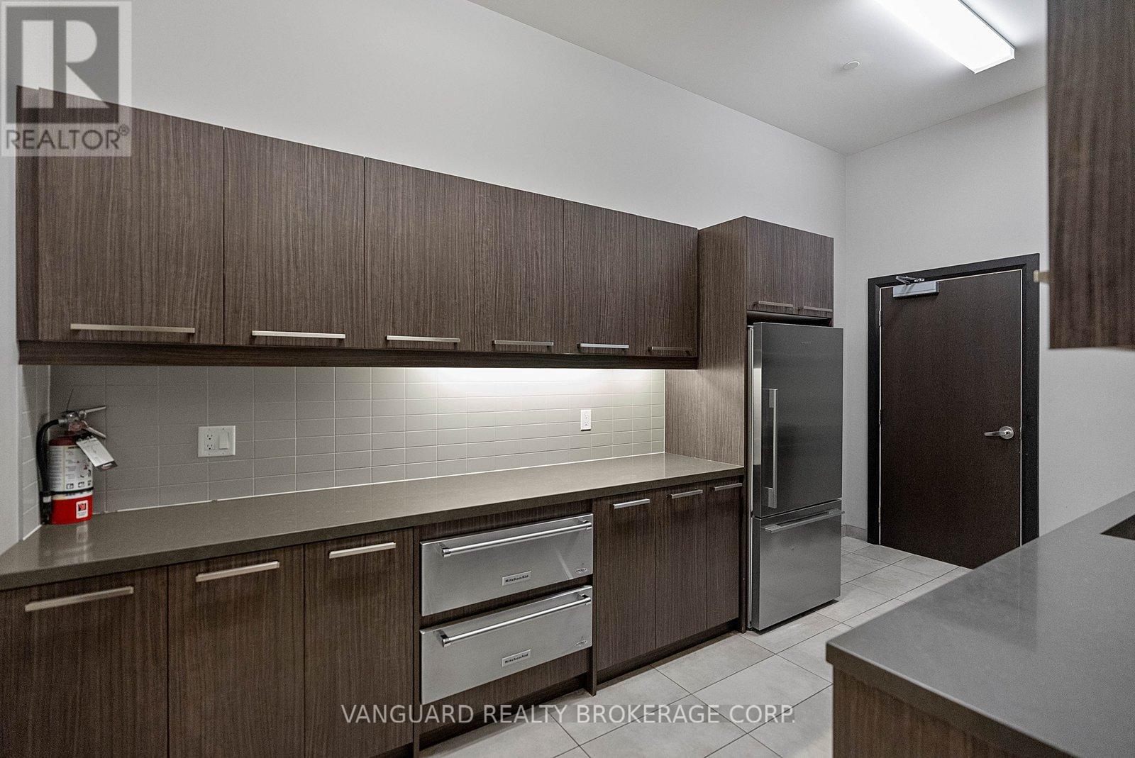 1404 - 25 Fontenay Court, Toronto, Ontario  M9A 0C4 - Photo 42 - W13161724