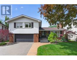 27 SHORTLAND CRESCENT, Toronto, Ontario