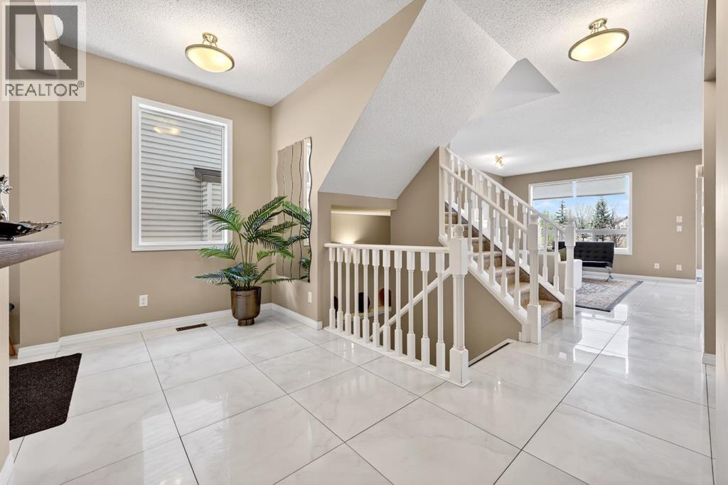 71 Walden Manor Se, Calgary, Alberta  T2X 0N1 - Photo 5 - A2312390