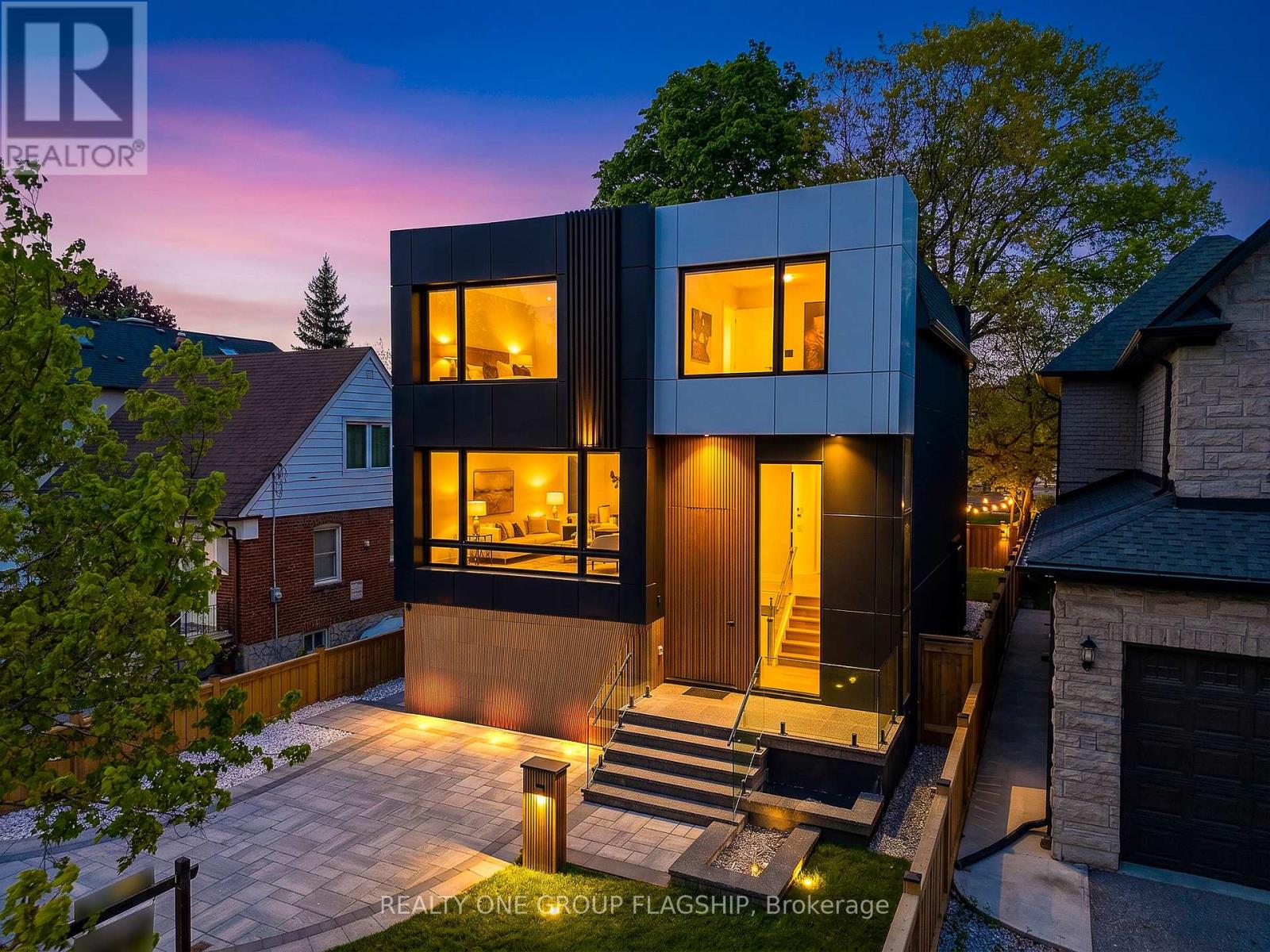7 Bentley Drive, Toronto, Ontario  M8Z 3L9 - Photo 10 - W13161954