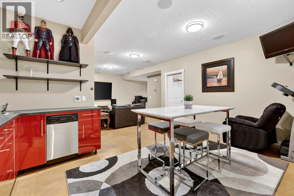 44 Elgin Meadows Link SE, Calgary, Alberta  T2Z 0S3 - Photo 5 - A2313493
